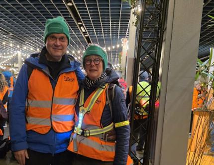 Team van De Wandelmaat loopt mee met de ALS-Sunrisewalk