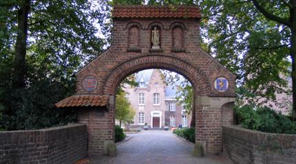 Te gast bij de norbertijnen